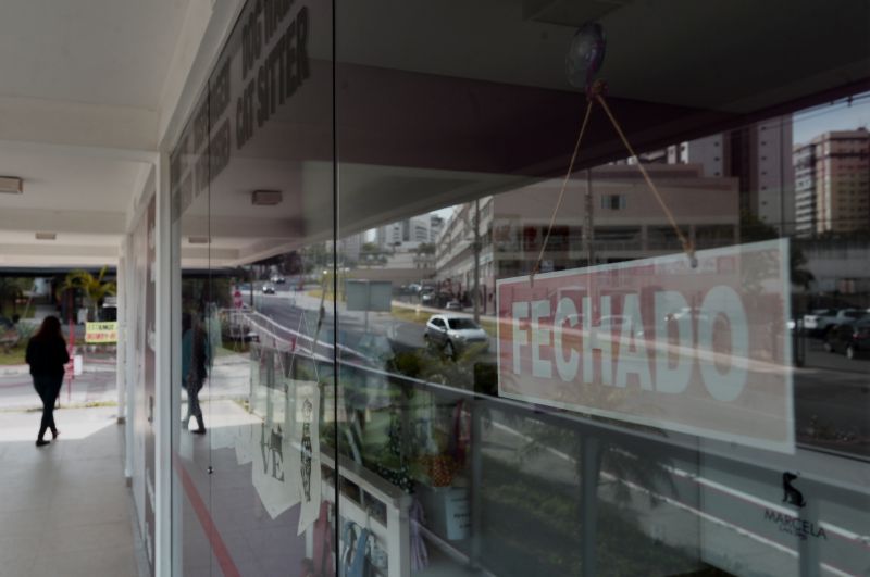 Comércio em Águas Claras fechado durante a pandemia do covid19