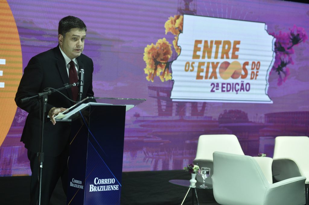 O procurador-geral de Justiça do Distrito Federal, Georges Carlos Fredderico Moreira Seigneur, durante participação do Seminário Entre os Eixos do DF - 2ª edição: Quem ama preserva.