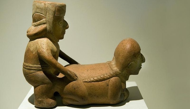 escultura-sexo-anal