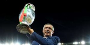Fernando Santos: "Fomos simples como as pombas e prudentes como a serpente". Foto: Divulgação/Federação Portuguesa