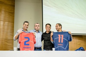 Jorginho e Zinho deram dicas a jovens do projeto de Bebeto. Foto: Divulgação