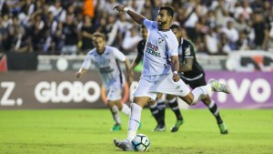 Henrique Dourado: artilheiro do Brasileirão com cinco gols, quatro de pênalti. Foto: Lucas Merçon/FFC