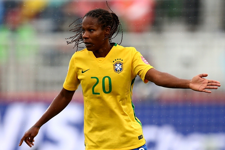 Formiga-jogadora-brasil-futebol-