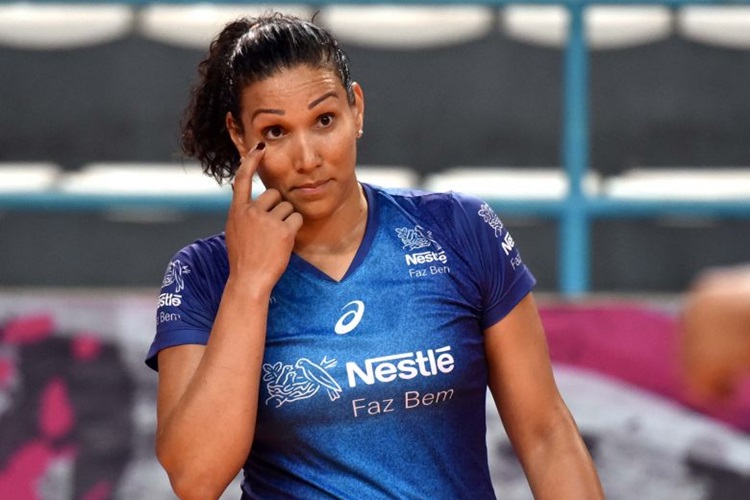 tandara-volei-praia-clube