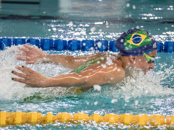 Beatriz Carneiro foi prata nos 100m peito | Foto: Daniel Zappe/CPB/MPIX