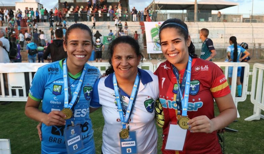 Minas Icesp-DF e Vitória-BA disputam a final do Campeonato Brasileiro feminino de futebol A2, a segunda divisão do Brasileirão, no Estádio Abadião em Ceilândia