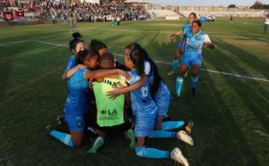Minas Icesp-DF e Vitória-BA disputam a final do Campeonato Brasileiro feminino de futebol A2, a segunda divisão do Brasileirão, no Estádio Abadião em Ceilândia