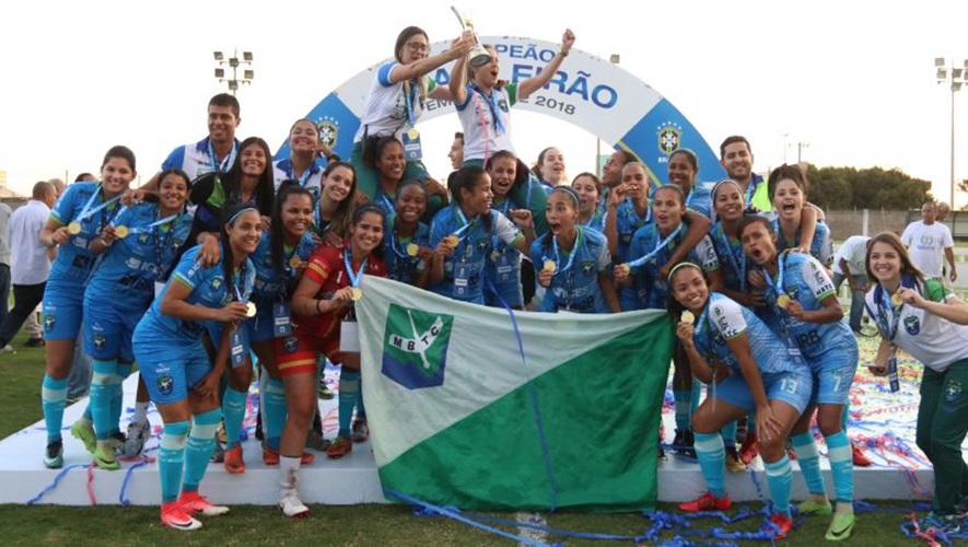 Minas Icesp-DF e Vitória-BA disputam a final do Campeonato Brasileiro feminino de futebol A2, a segunda divisão do Brasileirão, no Estádio Abadião em Ceilândia