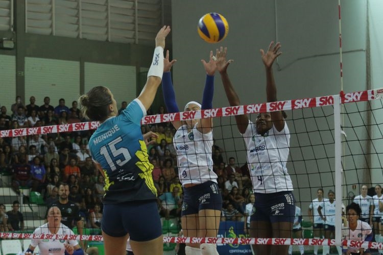 Jogo Brasilia Volei x SESC Rio de Janeiro pela Superliga feminina