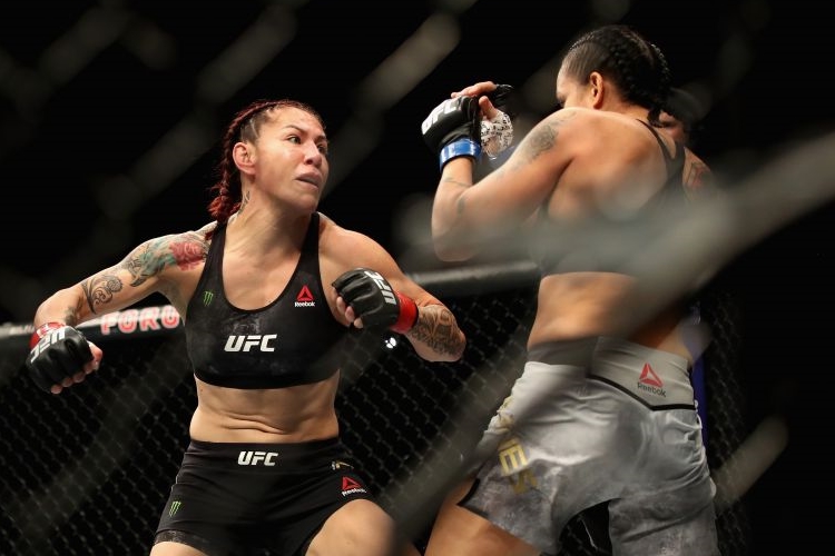 Luta pelo cinturão do peso-pena entre Cris Cyborg e Amanda Nunes