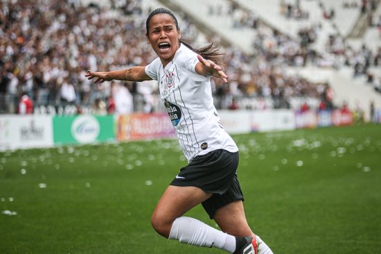 Victória Albuquerque, atacante do Corinthians, foi destaque da campanha vitoriosa do Timão em 2019