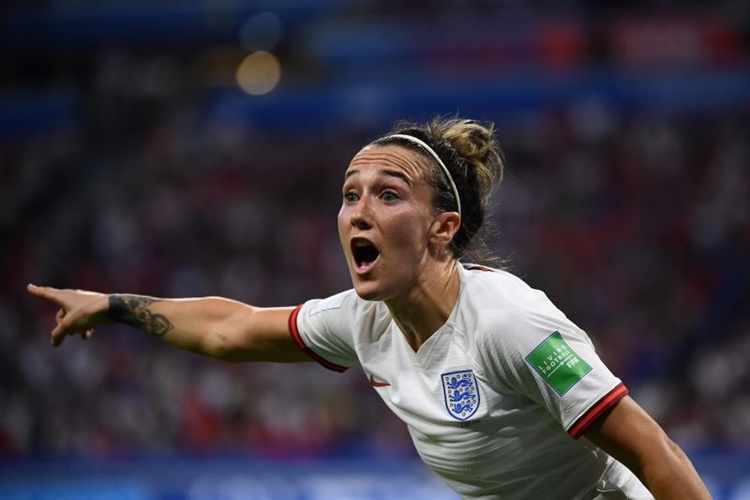 Lucy Bronze