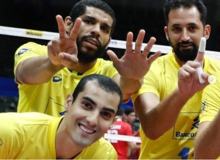 Em 2018, a CBV defendeu a liberdade de expressão quando os jogadores Wallace e Maurício apareceram em foto com símbolo em apoio ao então candidato à presidência Jair Bolsonaro