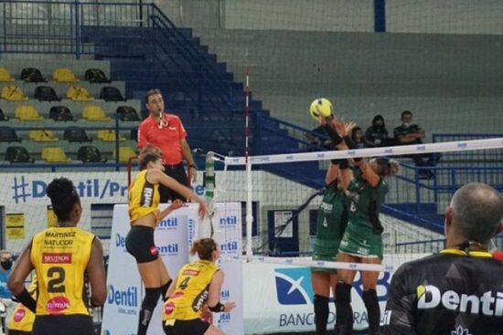 Praia Clube e Brasília Vôlei se enfrentam no Campeonato Mineiro de 2020