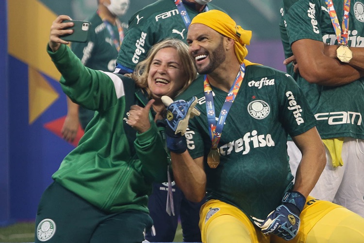 Mulheres na comissão técnica do Palmeiras: nutricionista Mirtes Stancanelli