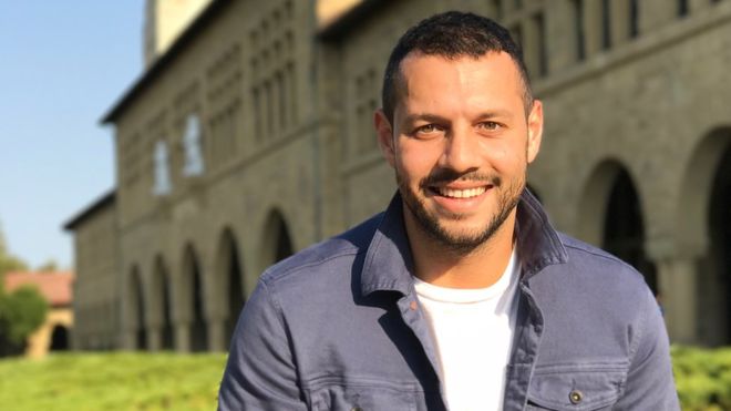 Mathew Shurka chegou a ser orientado a não conversar com mulheres para não se tornar "efeminado" Foto: Arquivo pessoal 