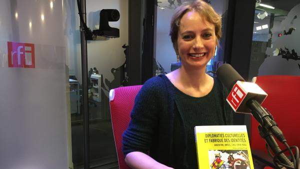 Historiadora Juliette Dumont lança livro sobre as origens da diplomacia cultural de Brasil, Argentina e Chile. Foto: RFI