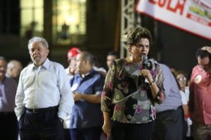 A ex-presidenta Dilma Rousseff promete denunciar as violências contra o PT em vários países