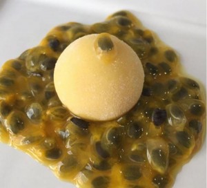Créditos: Doux Brigaderia/Divulgação. Brigadeiro de maracujá 