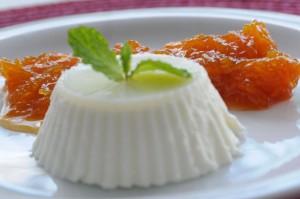 25/10/2016. Crédito: Bárbara Cabral/Esp.CB/D.A Press. Brasil. Brasília - DF. Favas Contadas. Sobremesa de panna cotta e doce de abóbora do restaurante Isla, na 108 sul.