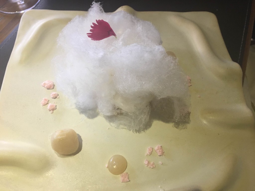 Para terminar a noite, a pedida é dulce de lichia