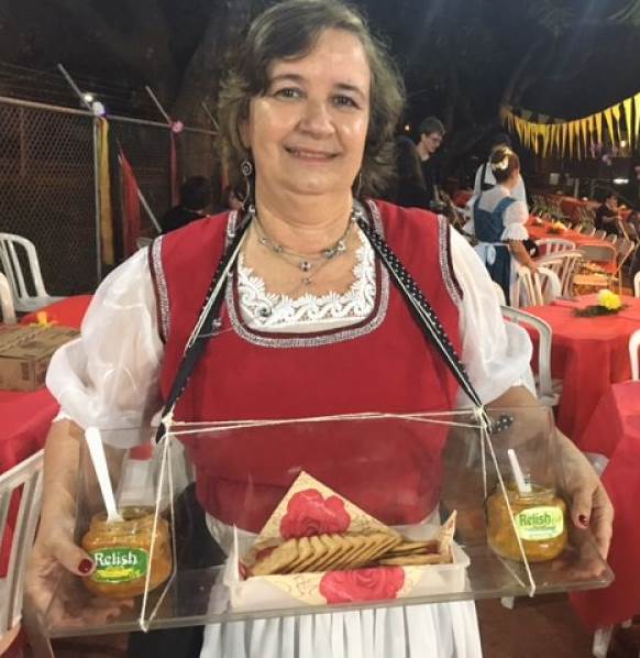 06/2017. Credito: Liana Sabo/CB/D.A. Press. Carla Leite apresenta o produto em recente festa alemã