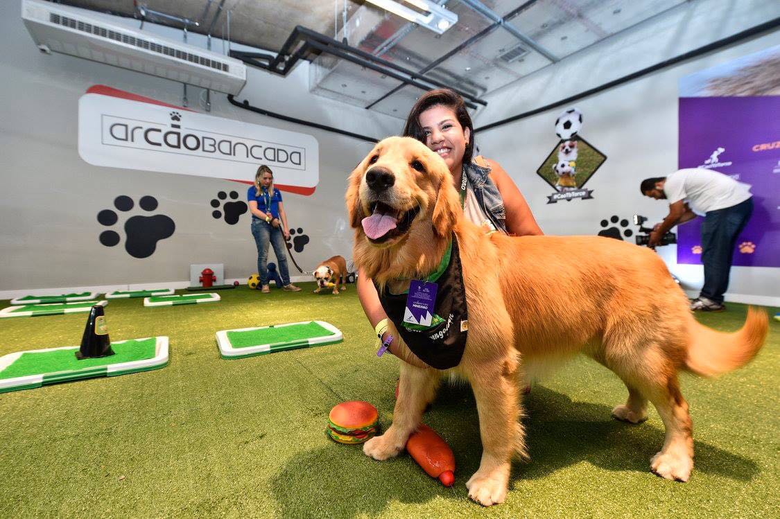 Oliver brincou muito e não se incomodou com o barulho Crédito: Divulgação 