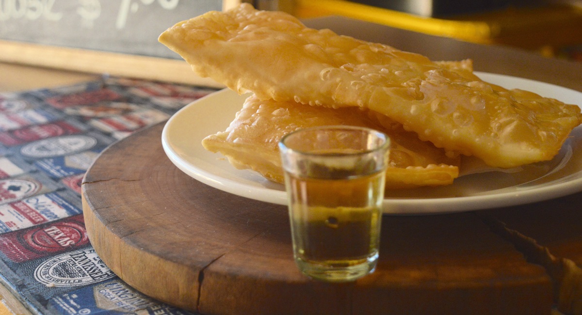Pastel de feira? A Quituart, no lago Norte, tem!