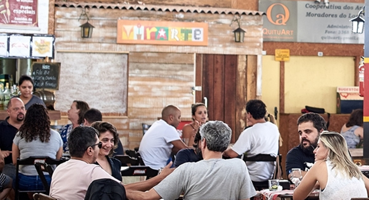 14/11/2015. Crédito: Raimundo Sampaio/Encontro/D.A Press. A Quituart é um reduto da boa gastronomia no Lago Norte.