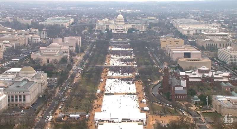 2017: Posse de Trump
