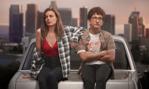 Credito: Netflix/Divulgacao. Cena da série Love, da Netflix, com Gilian Jacobs e Paul Rust.