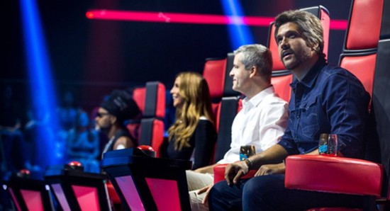 Carlinhos Brown, Ivete Sangalo, Victor e Leo no reality show The voice kids