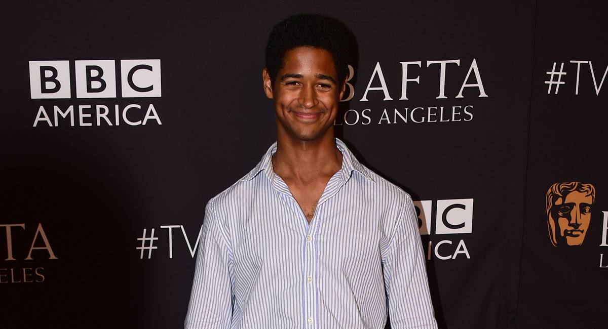 Ator Alfred Enoch