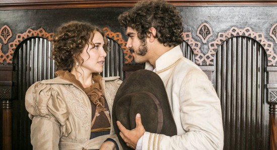 Caio Castro e Letícia Colin em Novo mundo