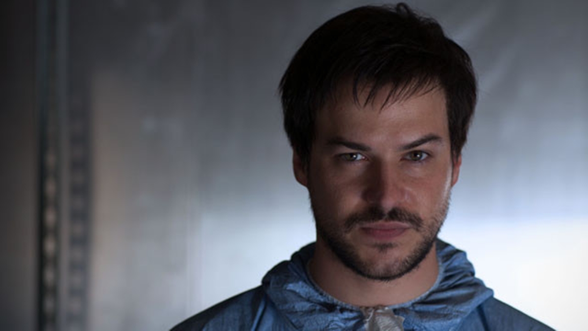 Critica da séries Spotless