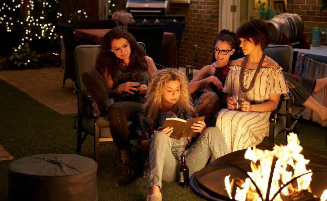 Cena do último episódio de Orphan black