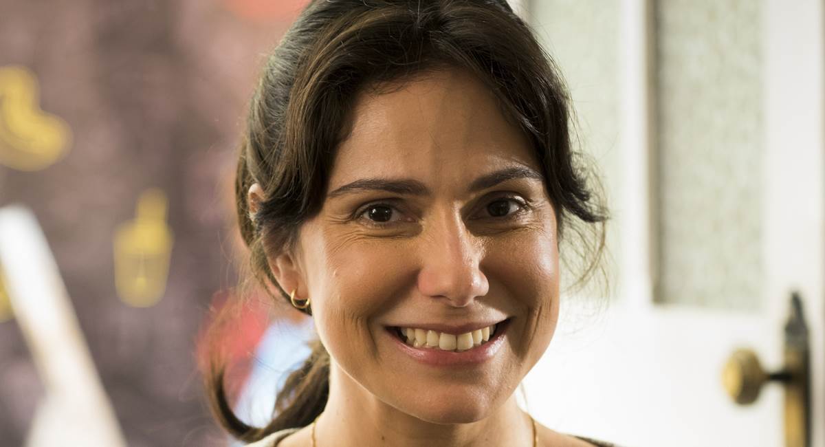 Aline Fanju interpreta Josefine em Malhação Viva a Diferença