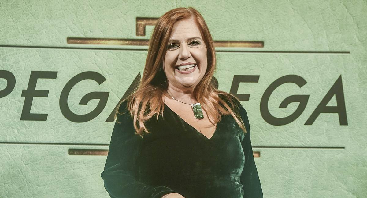 Regiana Antonini vive Neide em Pega pega