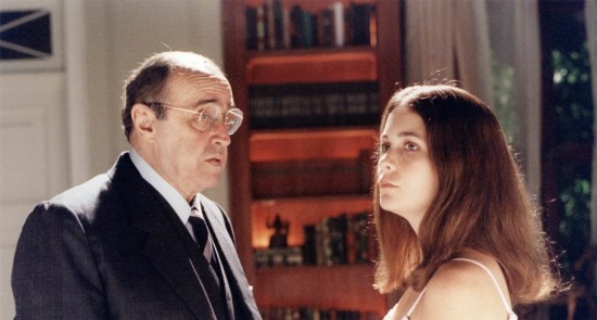 Mauro Mendonça e Claudia Abreu em cena de A vida como ela é