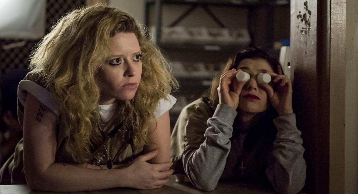 Cena de Orange is the new black, exemplo de dramédia