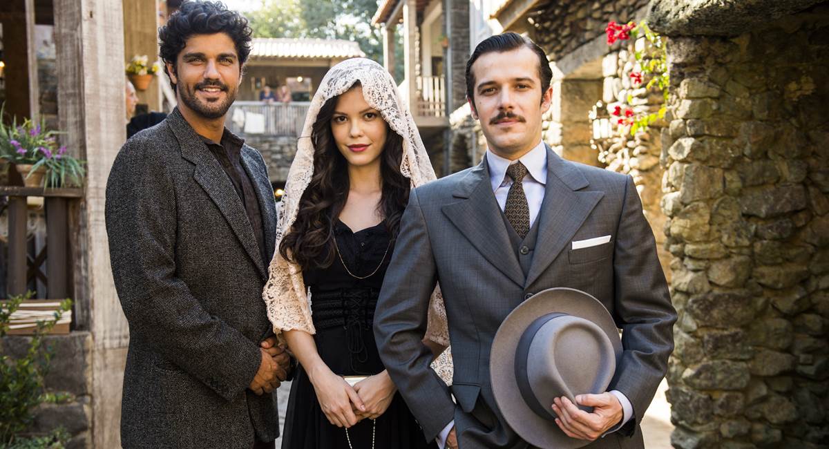 Vitória, Inácio e Fernão formam um dos triângulos amorosos de Tempo de amar