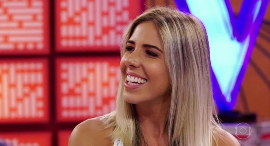 2017. Crédito: Gshow/Reprodução. Babi Ceresa representa Brasília no The voice
