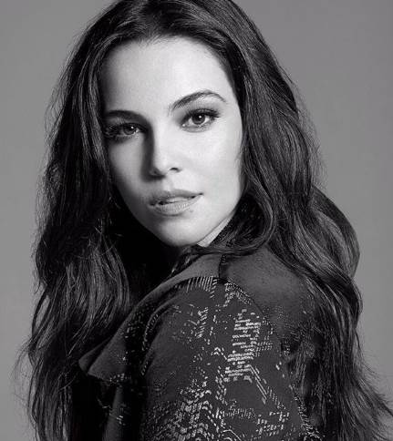 Tainá Muller