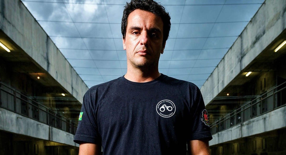 Carcereiros firma Rodrigo Lombardi como um dos atores mais versáteis da geração dele