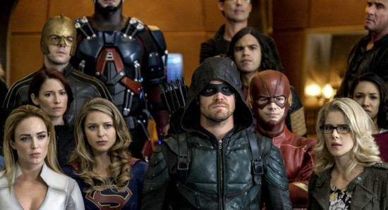 Cena dos episódios do Crossover Crise na Terra-X