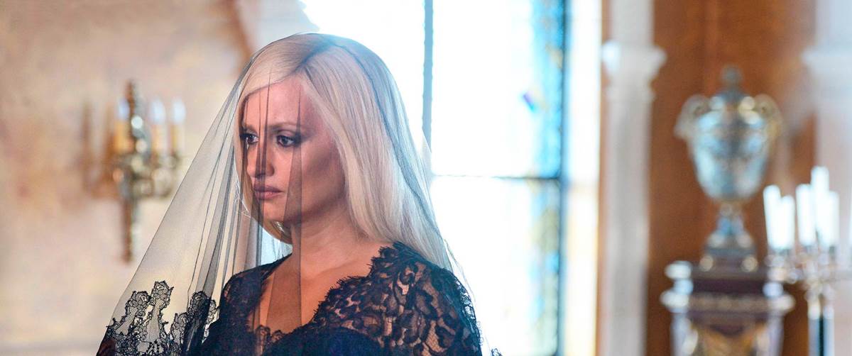 Reprodução/Internet. Atriz Penelope Cruz como Donatella Versace na série Versace: American Crime Story.