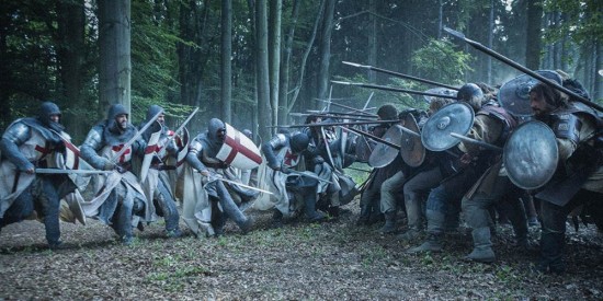 Cena da série Knightfall - A guerra do Santo Graal