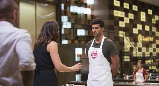 Paola pergunta a Vinícius no MasterChef: tem certeza que você sabe cozinhar?