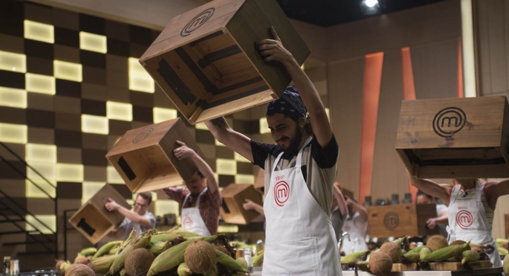 Cozinheiros do MasterChef ficaram surpresos com o que havia debaixo da caixa