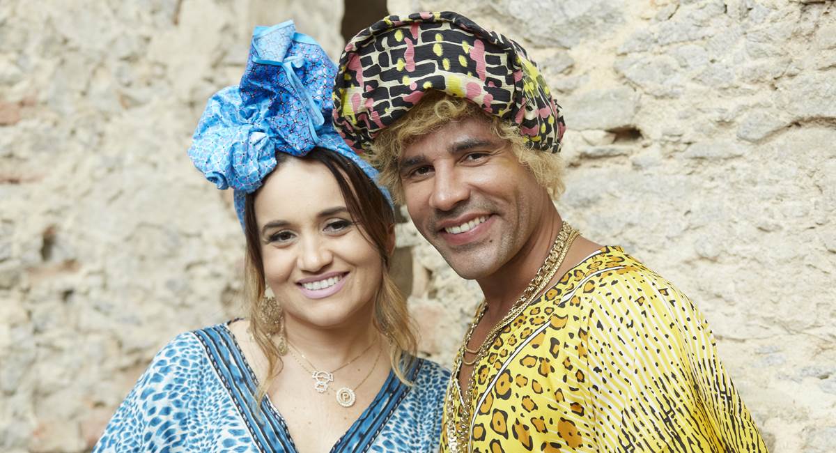 Pamela (Isabelle Marques) e Jefinho (Rodrigo Sant'Anna). Crédito: Guto Costa/Divulgação Multishow